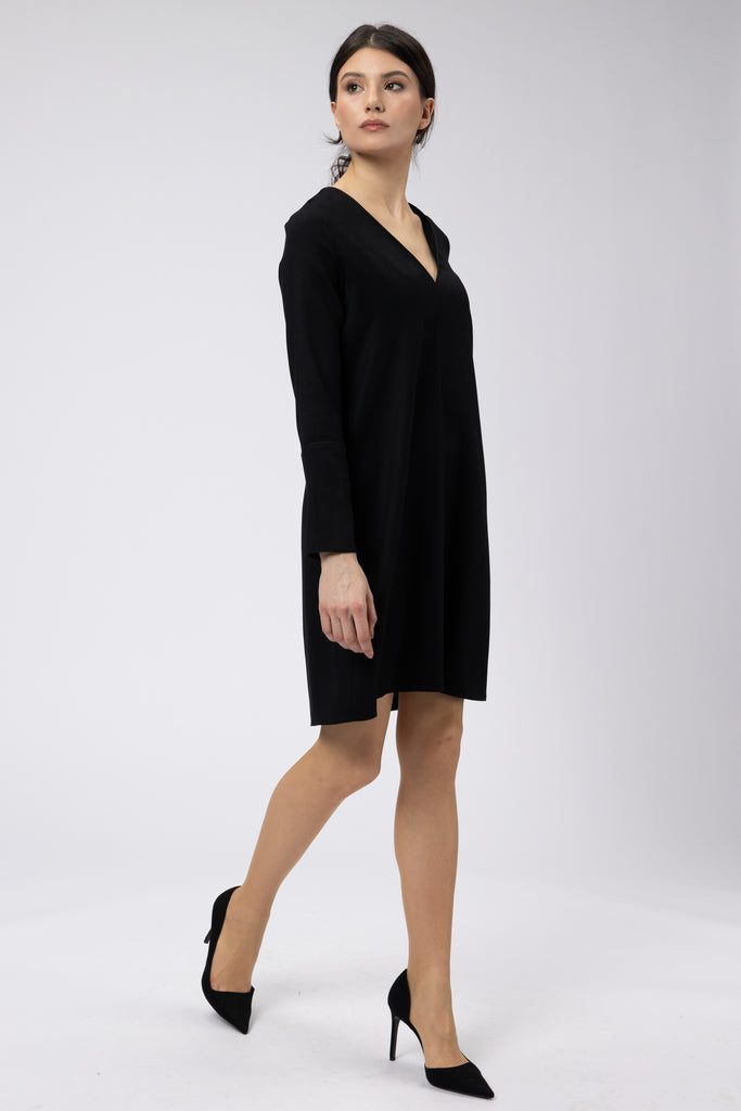 Rochie scurta cu decolteu