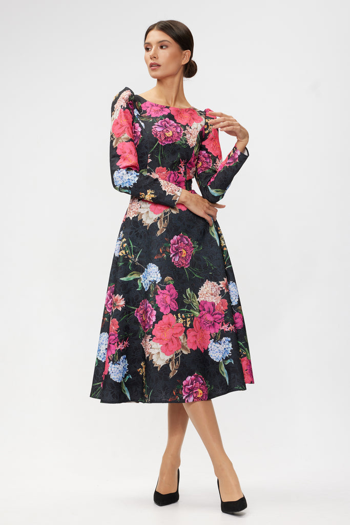 Rochie de seara midi cu maneca lunga din brocard